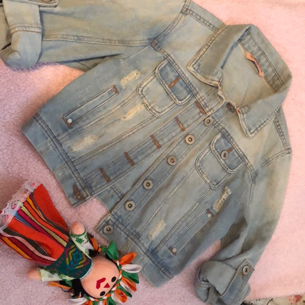 Jean Ripped Jacket - Picture 2 of 4